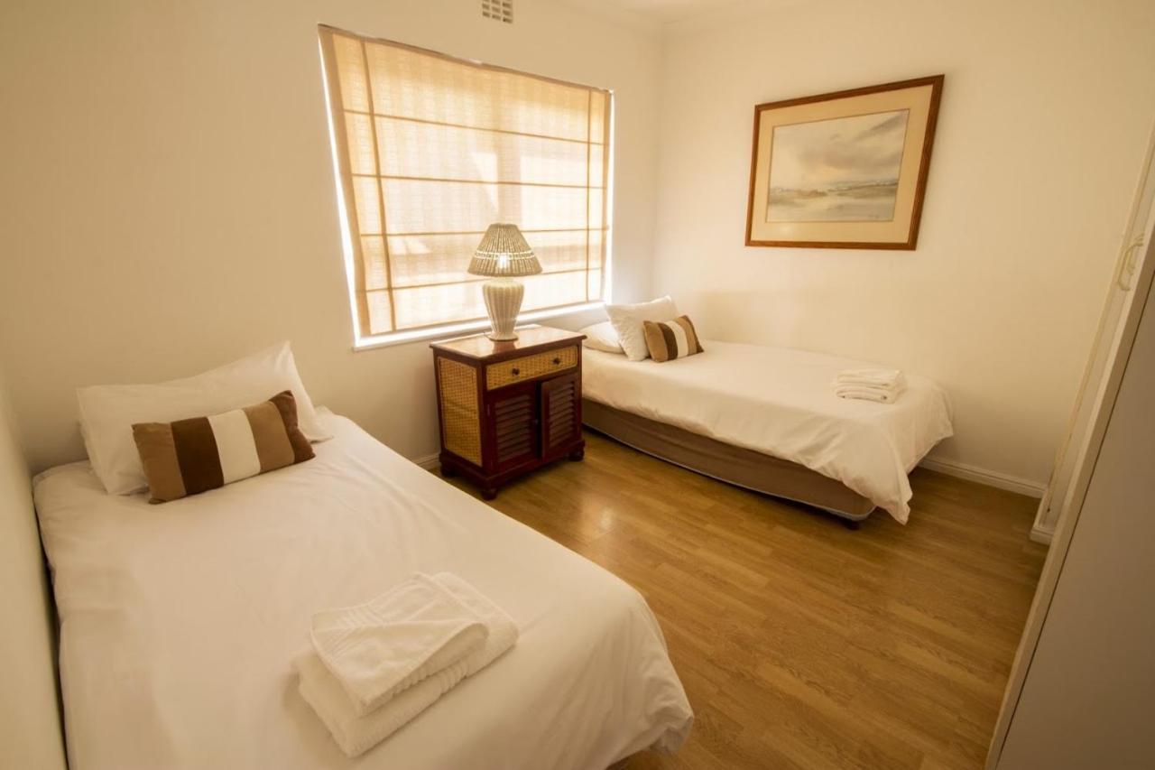 Laguna Grove 48 كنيسنا المظهر الخارجي الصورة